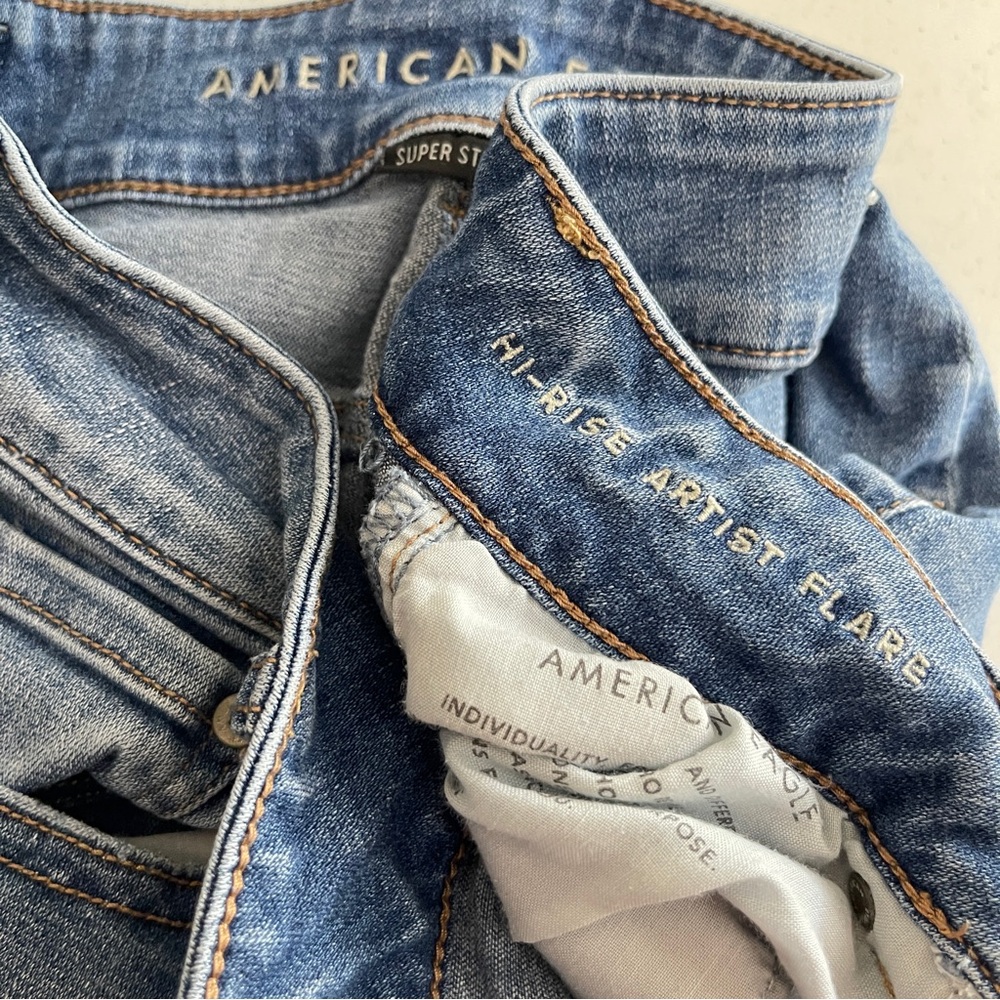 AMERICAN EAGLE High Rise Artist Flare Jeans Distressed Knees, Size 8 - Picture 9 of 11
